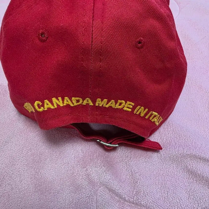 [BUNJANG] Dsquared2 Red Logo Patch Baseball Cap / 디스퀘어드2 레드 스테핑 온 더 페달 로고 패치