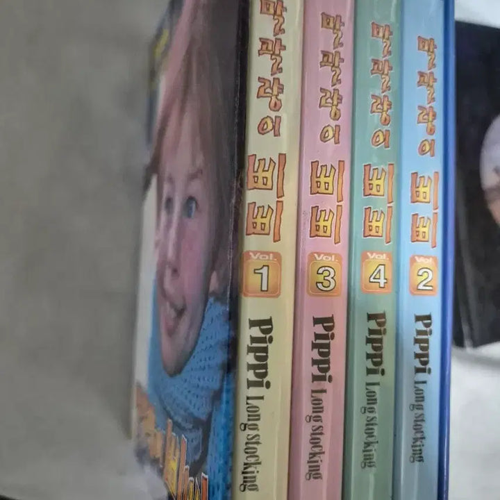 [BUNJANG] Pippi Longstocking DVD Box Set / 말괄량이 삐삐 DVD 박스세트