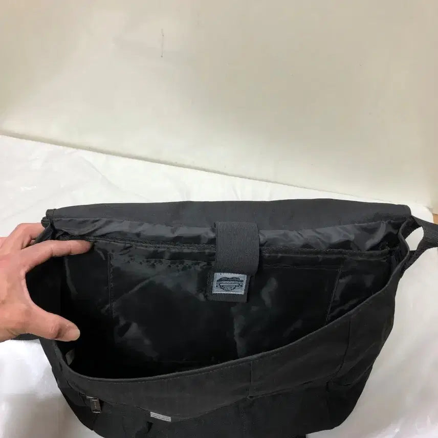 [BUNJANG] Carhartt Crossbody Bag / 칼하트 크로스백@9907