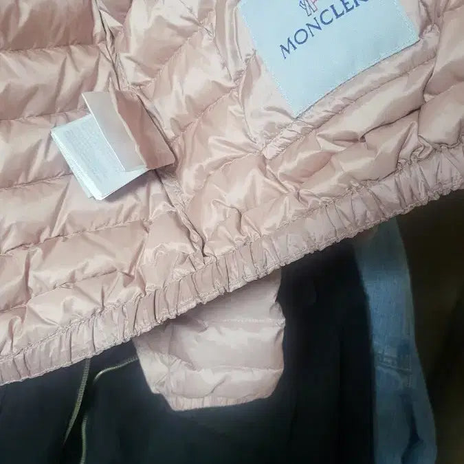 [BUNJANG] Moncler Pink Padded Jacket / 몽클레어 정품 여성용 QR 사진 확인 하세요