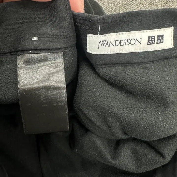 [BUNJANG] Uniqlo x JW Anderson Cotton Jogger Pants / 유니클로XJW앤더슨 조거팬츠