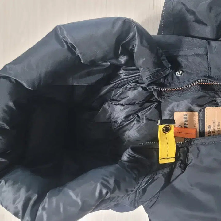 [BUNJANG] Parajumpers Gobi Black Hooded Puffer Jacket / 파라점퍼스 패딩 점퍼 블랙 후드 고비