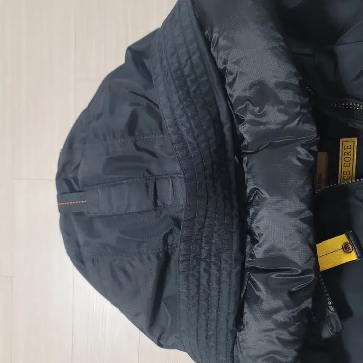 [BUNJANG] Parajumpers Gobi Black Hooded Puffer Jacket / 파라점퍼스 패딩 점퍼 블랙 후드 고비