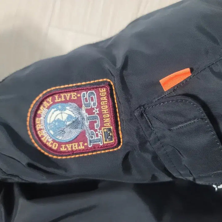 [BUNJANG] Parajumpers Gobi Black Hooded Puffer Jacket / 파라점퍼스 패딩 점퍼 블랙 후드 고비