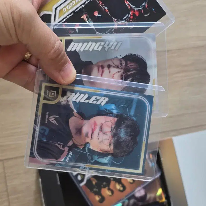 [BUNJANG] Gen.G 2025 Card Pack Bundle / 젠지 2025 카드팩 사인 2장 포함 (Kiin 포함 풀구성)