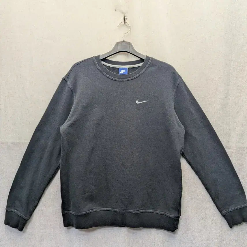 [BUNJANG] Nike Black Sweatshirt Unisex / 530. NIKE 블랙 맨투맨 남여공용( 여성XL,남성 M정도)