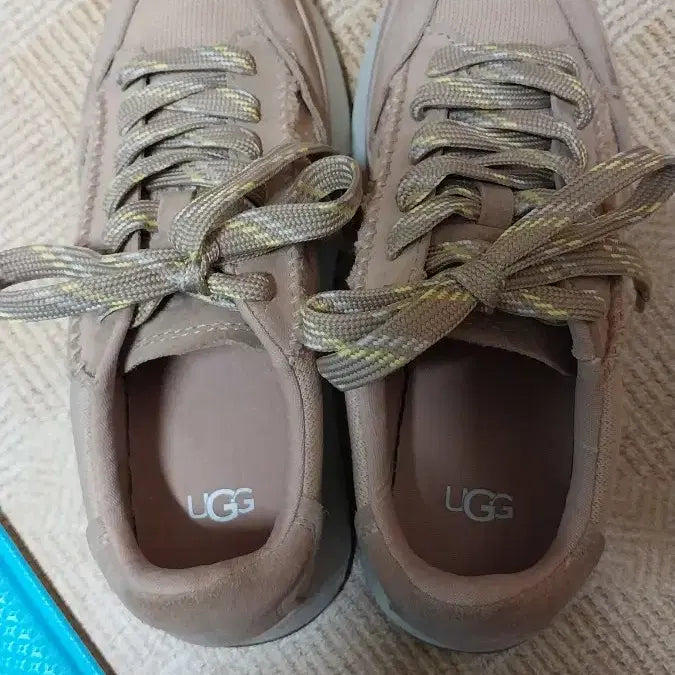 [BUNJANG] UGG Marine Lace Sneakers - 240 / UGG 마린.레이스. 스니커즈 .240