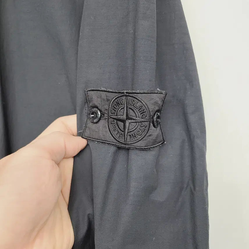 [BUNJANG] Stone Island Shadow Project Naslan Light Watro Mac Coat Black / [L] 스톤아일랜드 쉐도우 프로젝트 나슬란 라이트 와트로 맥코트 블랙
