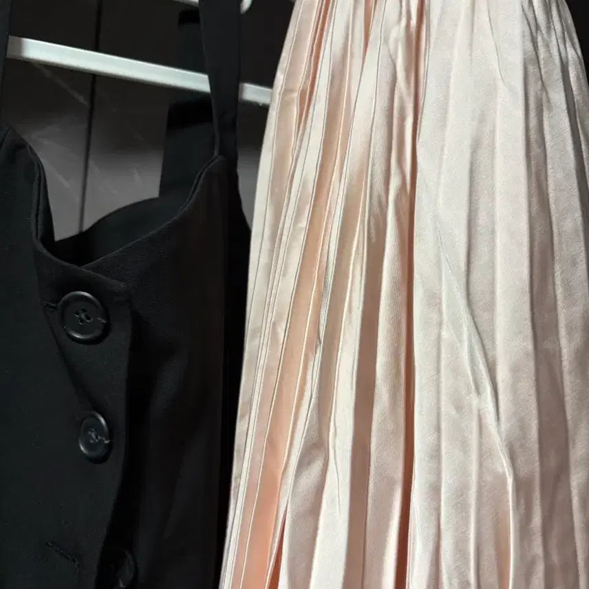 [BUNJANG] Vicinie Pleated Skirt Pink / 바이씨니 공작스커트 핑크