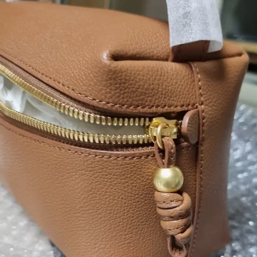[SOLD OUT] 래트 볼큐브 코스메틱백