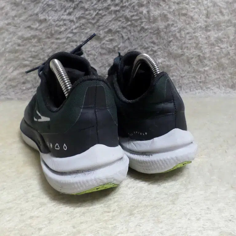 [BUNJANG] Nike Zoom Winflo 9 Shield Sneakers / 후루룩구제 245 나이키 줌 윈플로9 쉴드 운동화 중고 신발