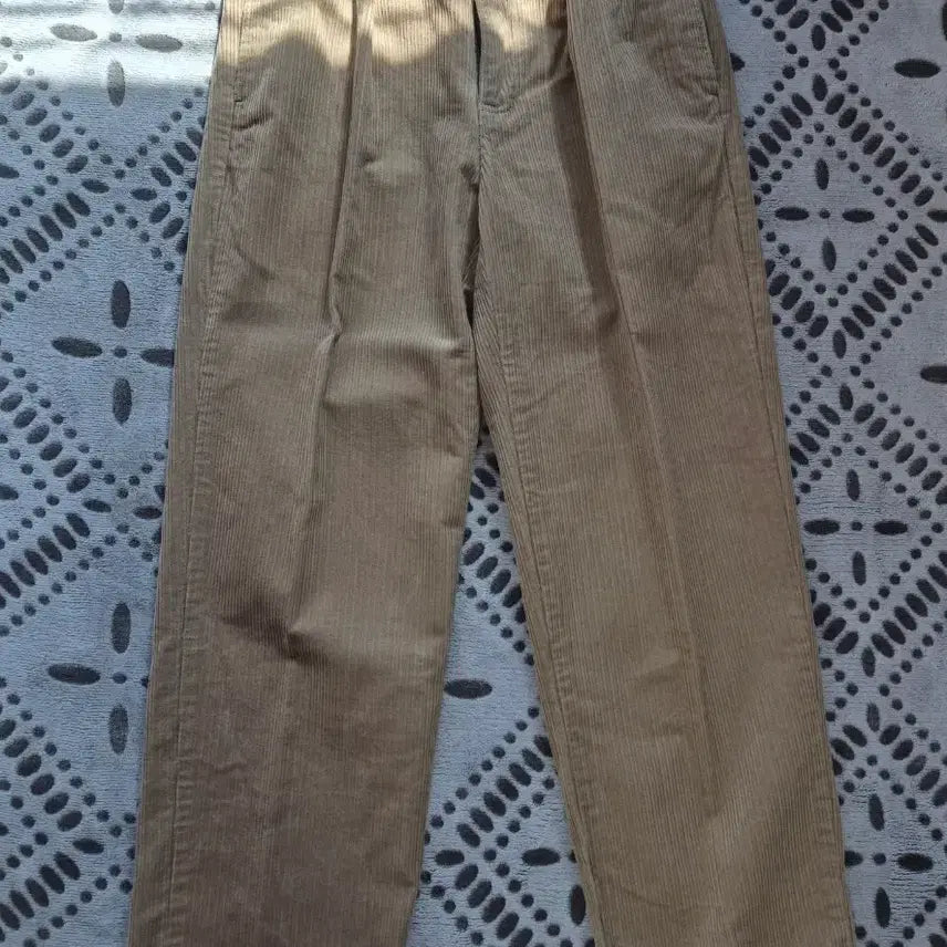[BUNJANG] Polo Corduroy Beige Pants / 폴로 코듀로이 벨벳 베이지 투턱 팬츠