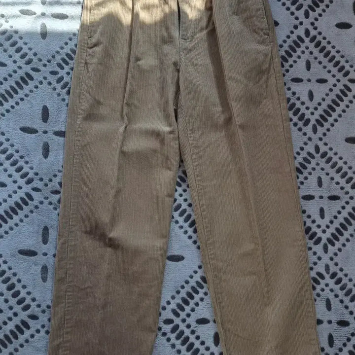 [BUNJANG] Polo Corduroy Beige Pants / 폴로 코듀로이 벨벳 베이지 투턱 팬츠