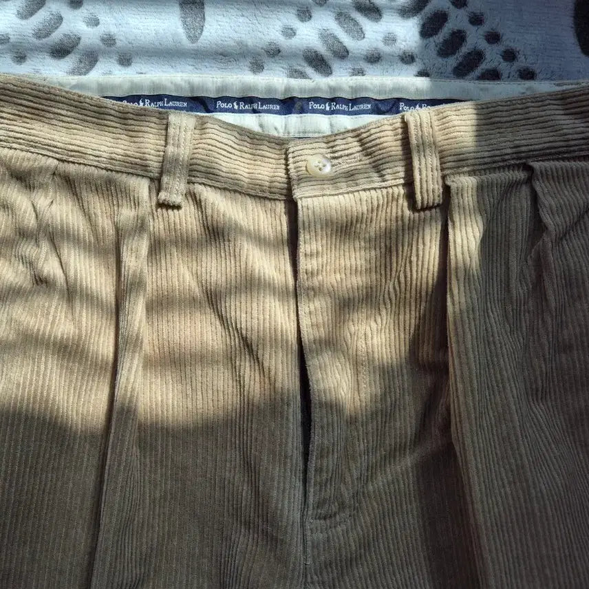 [BUNJANG] Polo Corduroy Beige Pants / 폴로 코듀로이 벨벳 베이지 투턱 팬츠