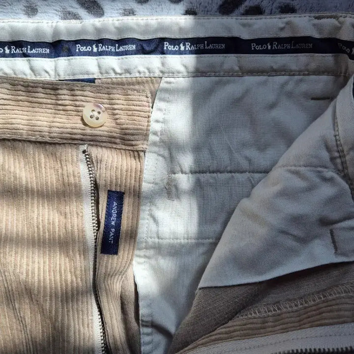 [BUNJANG] Polo Corduroy Beige Pants / 폴로 코듀로이 벨벳 베이지 투턱 팬츠