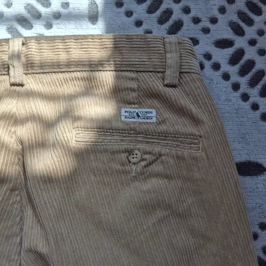 [BUNJANG] Polo Corduroy Beige Pants / 폴로 코듀로이 벨벳 베이지 투턱 팬츠