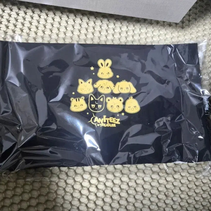[BUNJANG] ATEEZ ANITEEZ IN THE CALLING Bag / ANITEEZ IN THE CALLING 팝업 스토어 가방