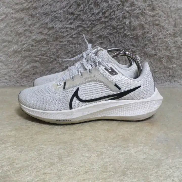 [BUNJANG] Nike Pegasus 40 White Running Shoes / 후루룩구제 245 나이키 페가수스40 화이트 운동화 런닝화 중고 신발