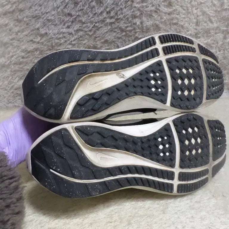[BUNJANG] Nike Pegasus 40 White Running Shoes / 후루룩구제 245 나이키 페가수스40 화이트 운동화 런닝화 중고 신발