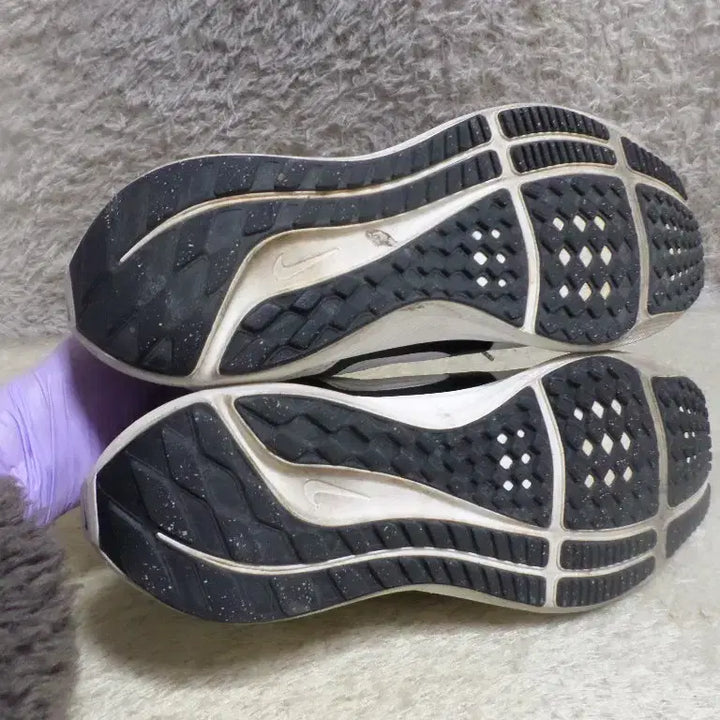 [BUNJANG] Nike Pegasus 40 White Running Shoes / 후루룩구제 245 나이키 페가수스40 화이트 운동화 런닝화 중고 신발