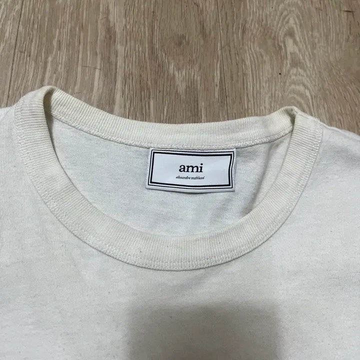 [BUNJANG] AMI Logo Embroidered T-shirt (M) / 아미 AMI 여성 로고 자수 반팔티 M(95)