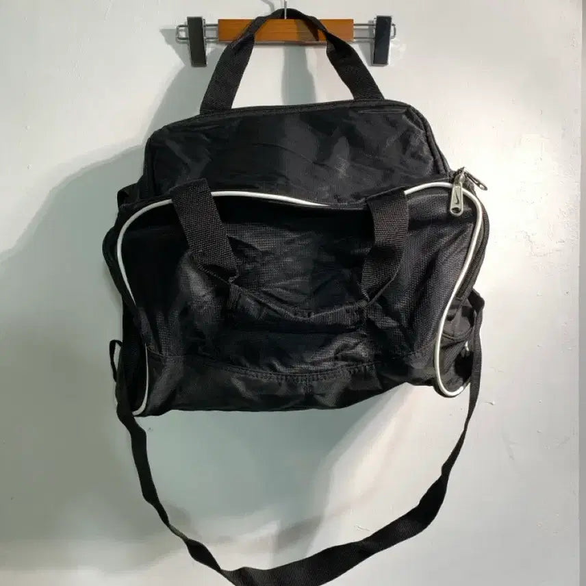[BUNJANG] Nike Sports Duffel Bag B048 / 만원샵) nike 나이키 스포츠 더플백 B048