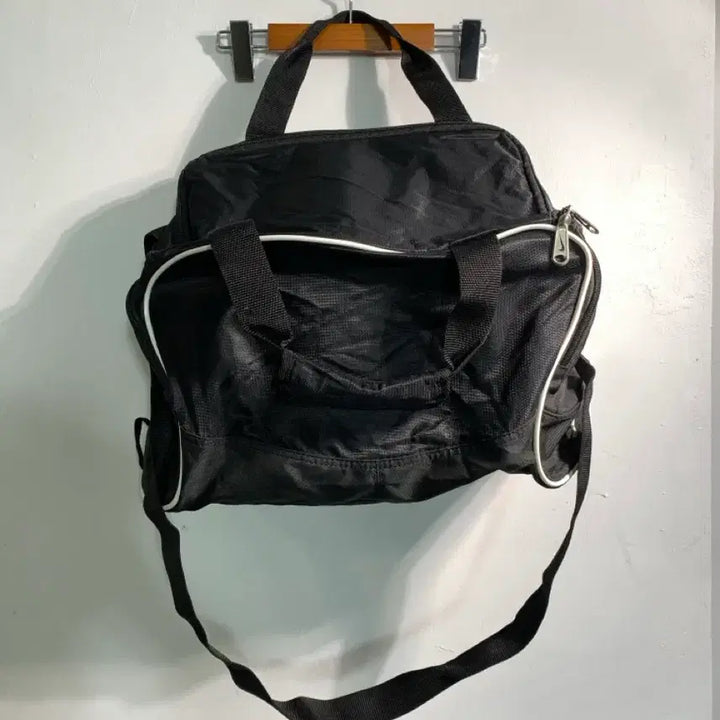 [BUNJANG] Nike Sports Duffel Bag B048 / 만원샵) nike 나이키 스포츠 더플백 B048