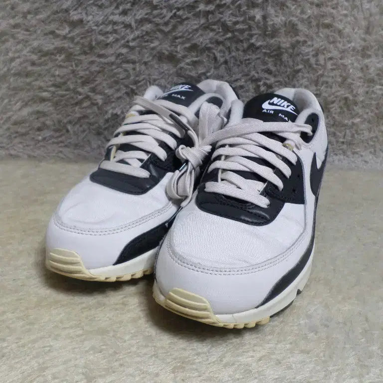[SOLD OUT] 후루룩구제 280 나이키 에어맥스90 흰검 운동화 스니커즈 중고 신발