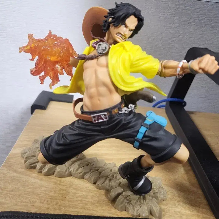 [BUNJANG] One Piece 20th Anniversary Memorial Log Prize C Ace Figure / 원피스) 제일복권 20주년 메모리얼로그 C상 에이스 피규어
