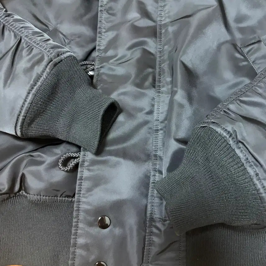 [BUNJANG] Alpha Industries N-2B Flight Jacket Black (Size M) / 알파인더스트리 N-2B 항공자켓 블랙 / M