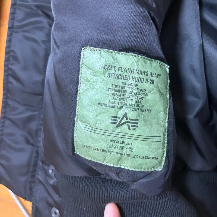 [BUNJANG] Alpha Industries N-2B Flight Jacket Black (Size M) / 알파인더스트리 N-2B 항공자켓 블랙 / M