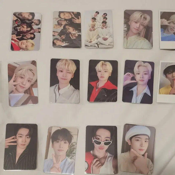 [SOLD OUT] 위아이 포카