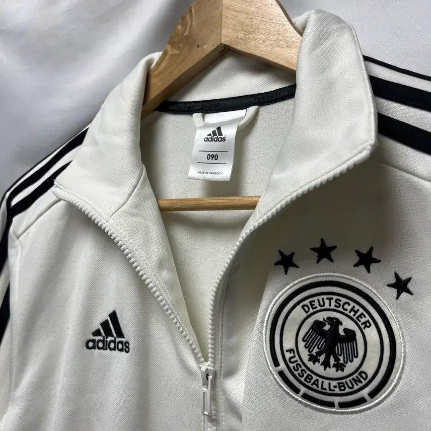 [BUNJANG] Adidas Germany National Team White Three Stripe Track Top / [정품/90] 아디다스 독일 축구 국대 화이트 삼선 트랙탑/져지