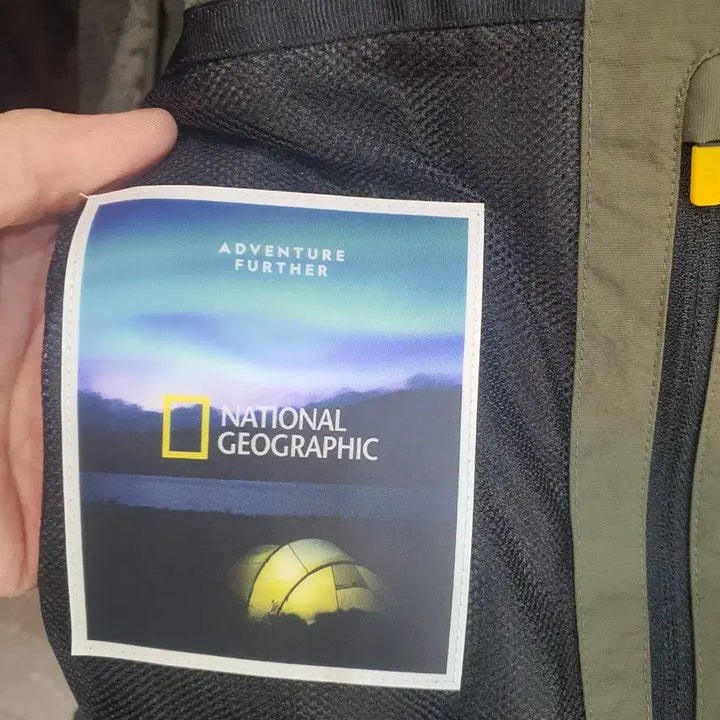 [BUNJANG] National Geographic Fleece Jacket Khaki / 내셔널지오그래픽 뽀글이 플리스 자켓 카키