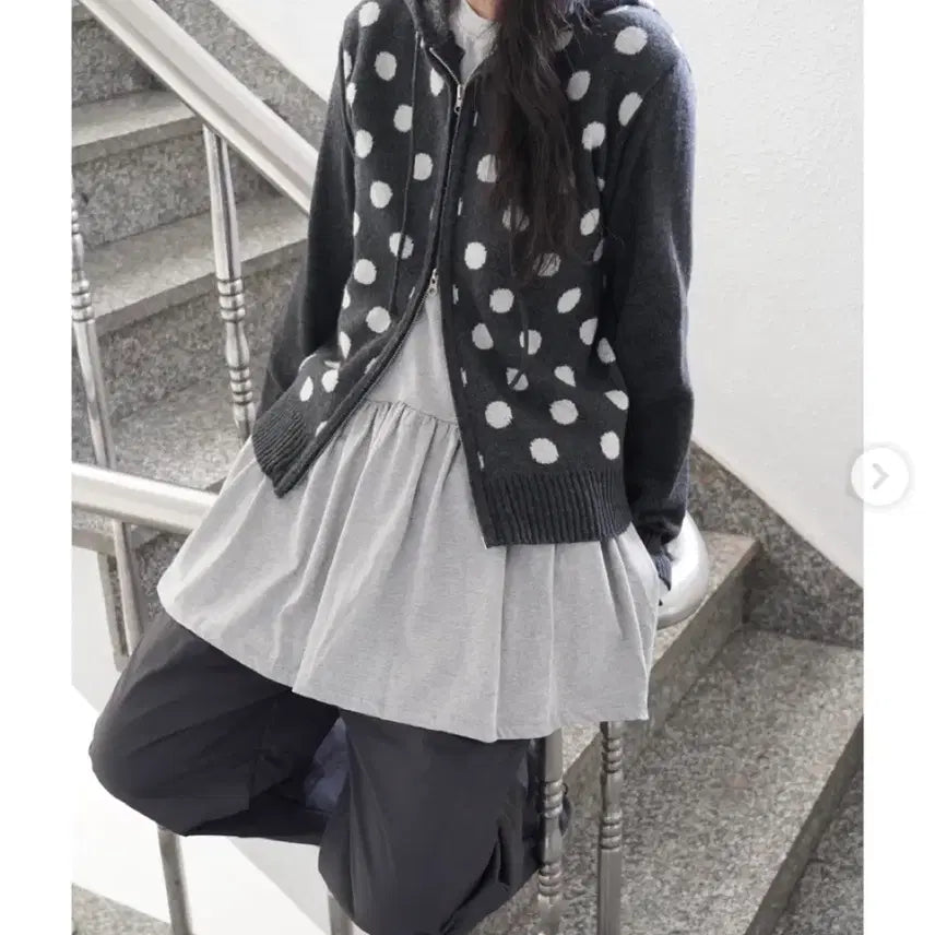 [BUNJANG] Fiebre Dot Wool Zip-up Cardigan / fiebre 피에브레 도트 울 집업 가디건 made
