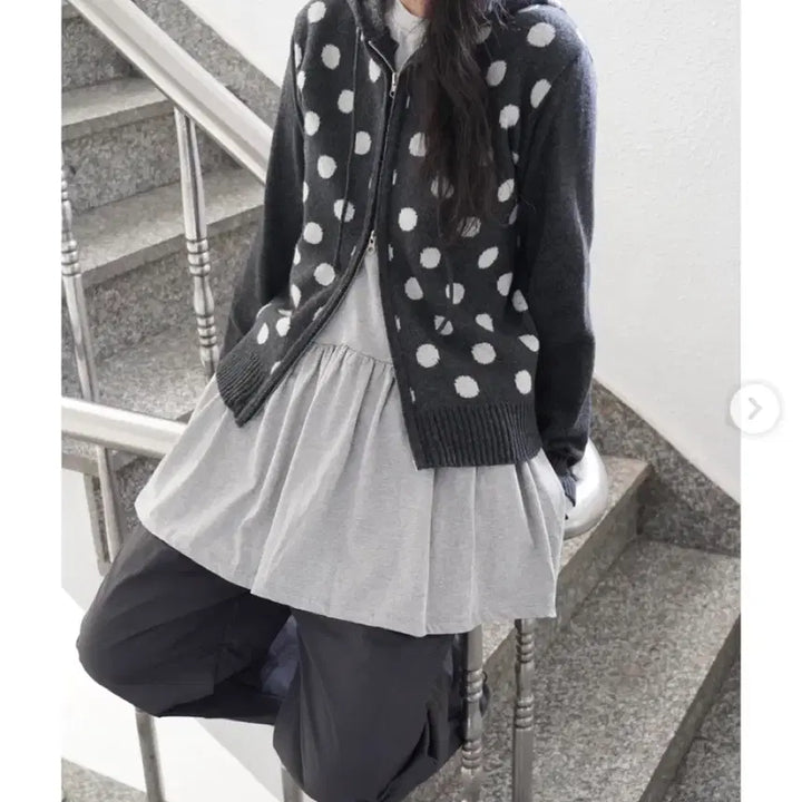 [BUNJANG] Fiebre Dot Wool Zip-up Cardigan / fiebre 피에브레 도트 울 집업 가디건 made