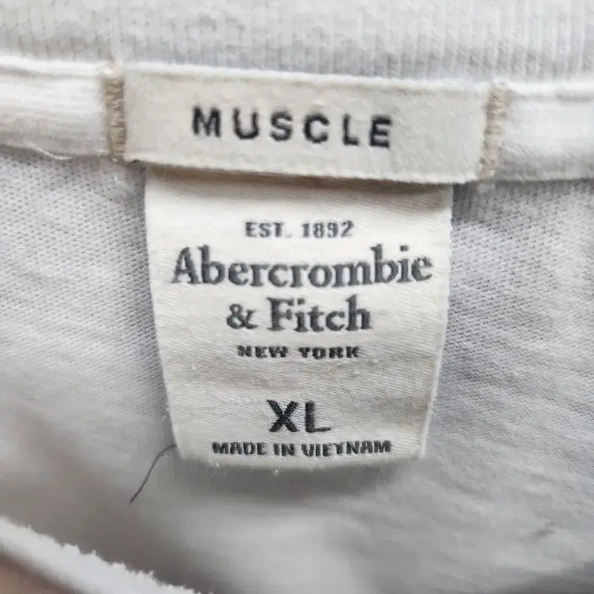 [BUNJANG] Abercrombie &amp; Fitch Arch Big Logo T-shirt / 아베크롬비 아치 빅로고 반팔티 XL(L)