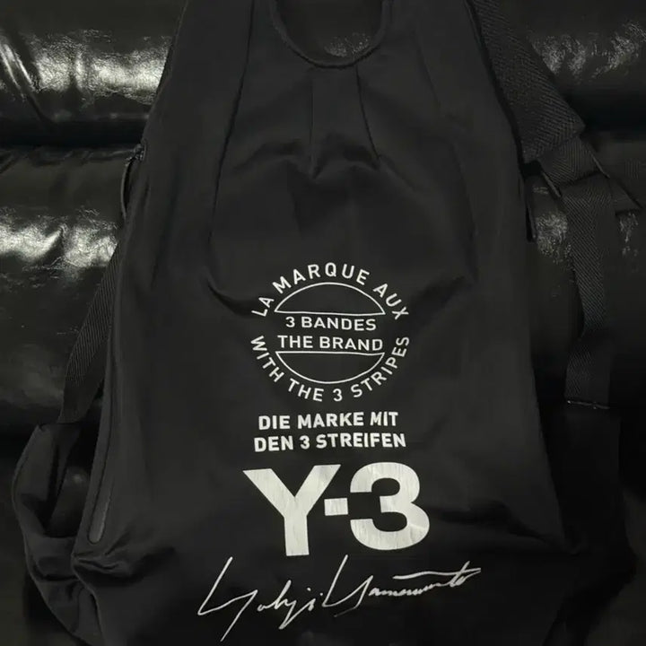 [BUNJANG] Y-3 Yohji Yamamoto Side Zip Backpack Black / [Y-3 요지야마모토] 사이드 지퍼 백팩 블랙