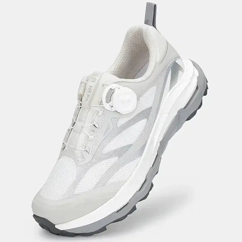 [BUNJANG] Nepa Whistleizer Max Gore-Tex Hiking Walking Shoes (240) / 네파 하이킹화 워킹화 휘슬라이저 맥스 고어텍스 240