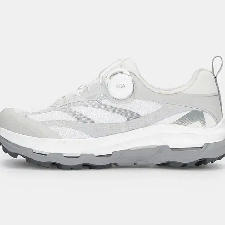 [BUNJANG] Nepa Whistleizer Max Gore-Tex Hiking Walking Shoes (240) / 네파 하이킹화 워킹화 휘슬라이저 맥스 고어텍스 240