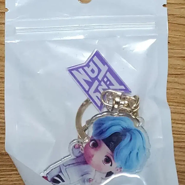 [BUNJANG] TinyTAN Jin &amp; SUGA Goods Set / 타이니탄 진 파우치 + 슈가 키링 세트