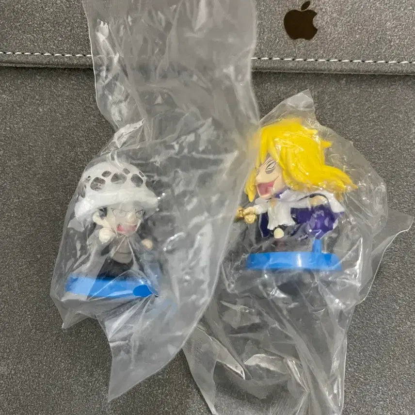 [BUNJANG] One Piece Anime Young Law &amp; Cavendish Hakuba Version Bundle Set / 원피스 아니메 어린로우 / 캐번디시 하쿠마 버전 일괄판매