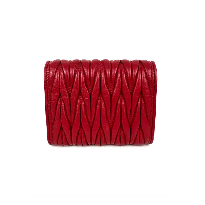 [BUNJANG] Miu Miu Matelasse Wallet Red / 미우미우 마틀라세 반지갑 5MH016