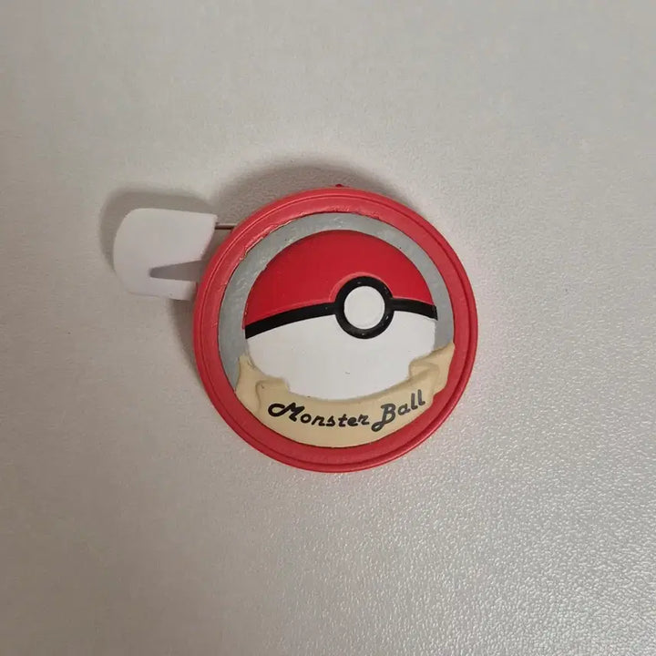 [BUNJANG] Pokemon Sun and Moon Character Brooch Badge / 포켓몬스터 썬문 캐릭터 가방 브로치 뱃지 몬스터볼