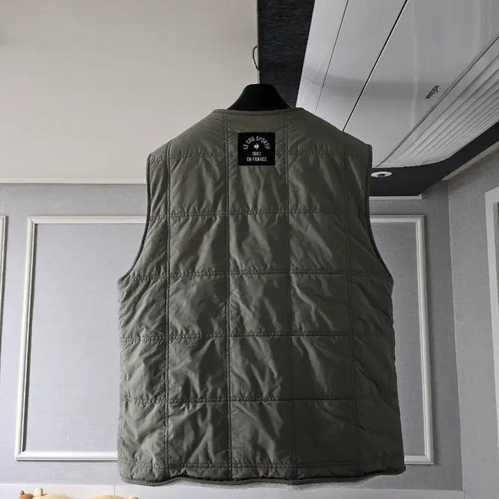 [BUNJANG] Le Coq Sportif Reversible Quilting Padded Vest / [거의 새것] 르꼬끄 리버서블 양면 퀼팅 패딩 조끼 베스트