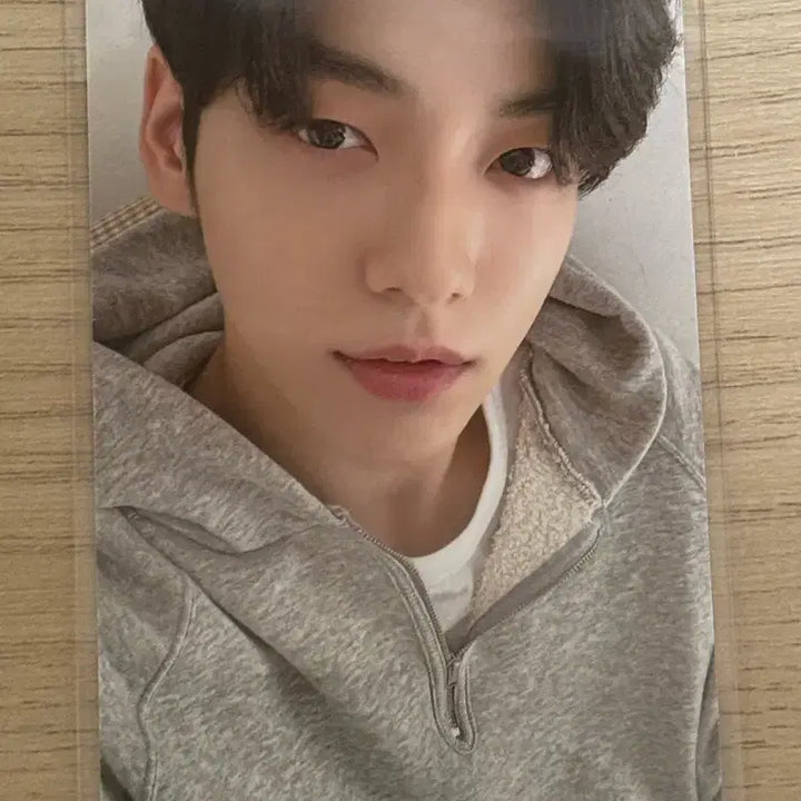 [SOLD OUT] 투바투 수빈 데이바이데이 포카