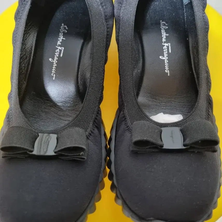 [BUNJANG] Ferragamo Vara Bow Flat Shoes Black 225 / 페라가모 바라 보우 플랫슈즈 블랙 225  새상품