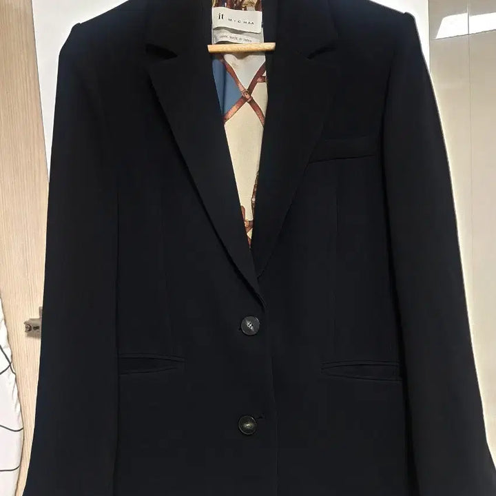 [BUNJANG] IF MICHAA Black Jacket / IF MICHAA 블랙 자켓