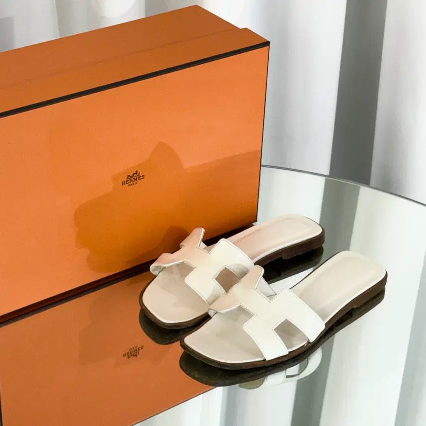 [BUNJANG] Hermes Oran Mule Slippers White / 에르메스 오란 뮬 슬리퍼 화이트