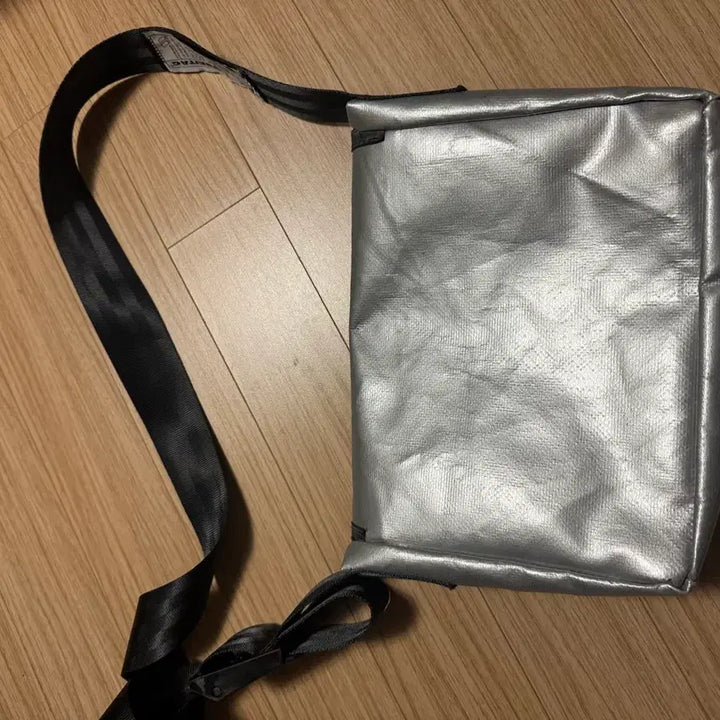 [SOLD OUT] 프라이탁 라씨 실버